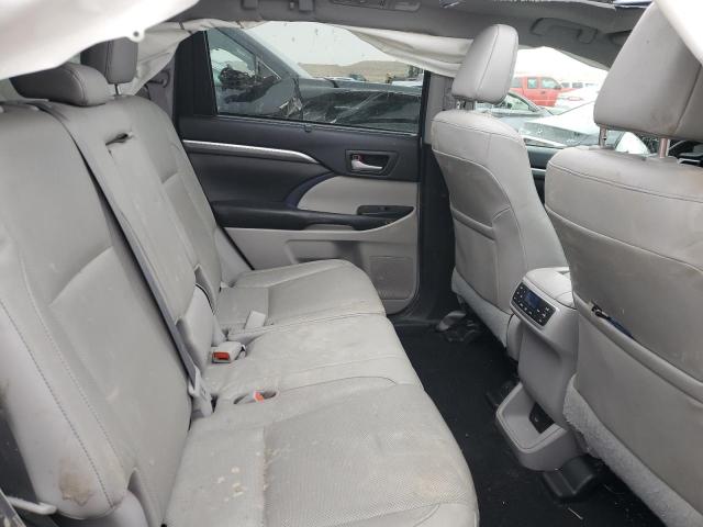 Photo 11 from auction – 2017 TOYOTA HIGHLANDER with VIN 5TDDZRFH4HS420281