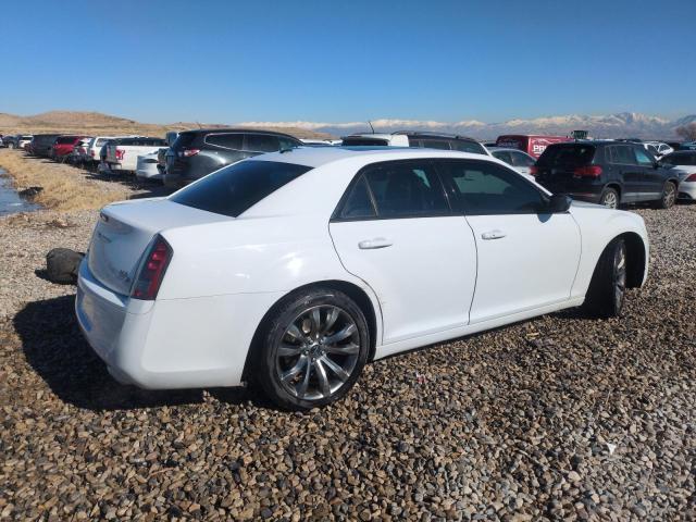 Photo 3 from auction – 2014 CHRYSLER 300 S with VIN 2C3CCABG1EH330371