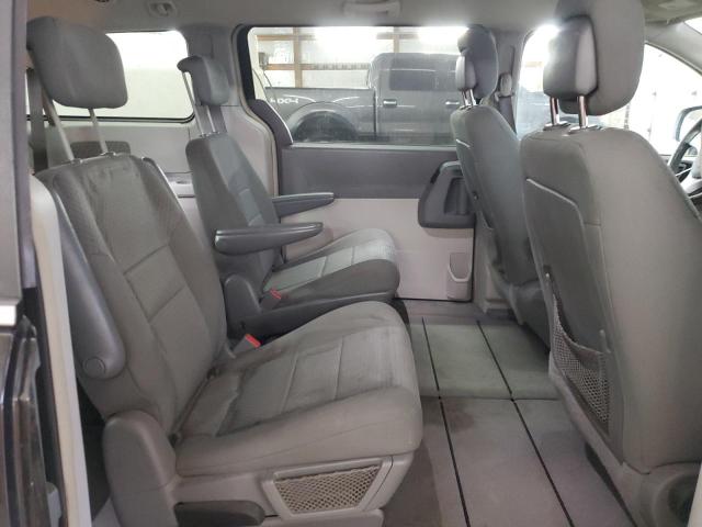 Photo 11 from auction – 2010 CHRYSLER TOWN & COU with VIN 2A4RR5D11AR284902