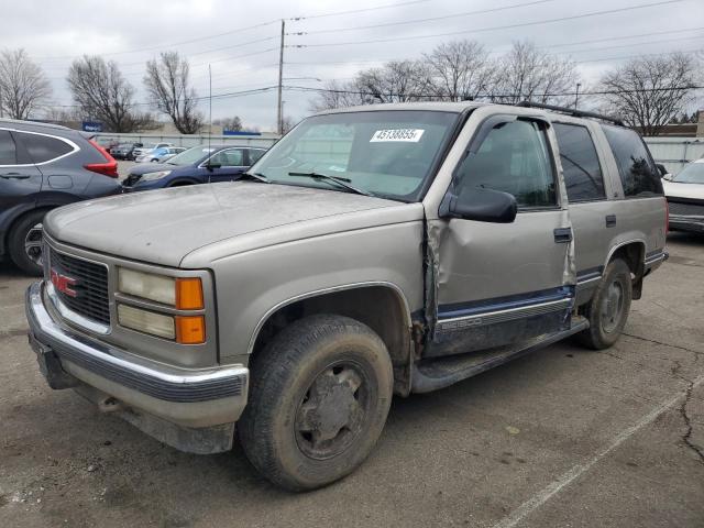 GMC YUKON 1998 with VIN 1GKEK13R0WJ728697 - Photo from auction