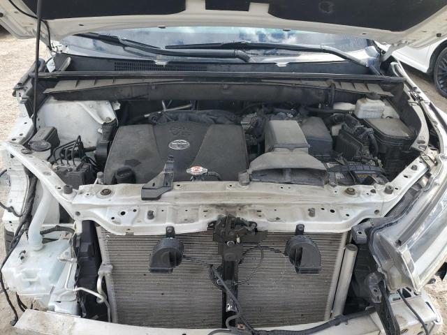 Снимка 12 от търг – 2019 TOYOTA HIGHLANDER с VIN 5TDDZRFH2KS933472