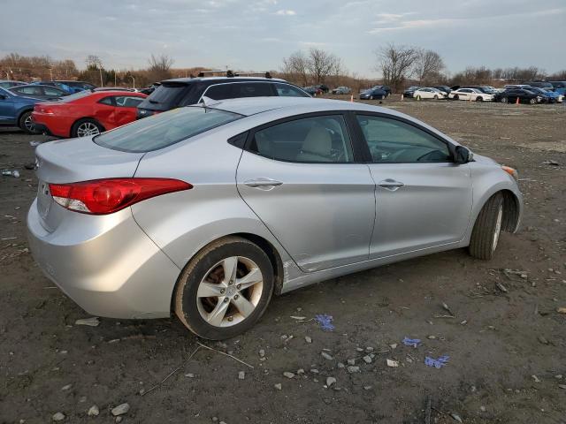 Photo 3 from auction – 2011 HYUNDAI ELANTRA GL with VIN 5NPDH4AE5BH012405