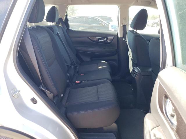 Photo 11 from auction – 2018 NISSAN ROGUE S with VIN 5N1AT2MT4JC782830