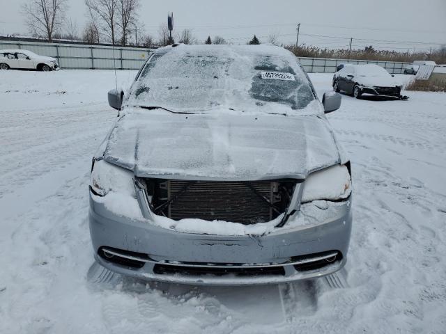 Photo 5 from auction – 2013 CHRYSLER TOWN & COU with VIN 2C4RC1BG7DR753728