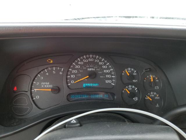 Photo 9 from auction – 2005 CHEVROLET SILVERADO with VIN 1GCEK19B25E138921