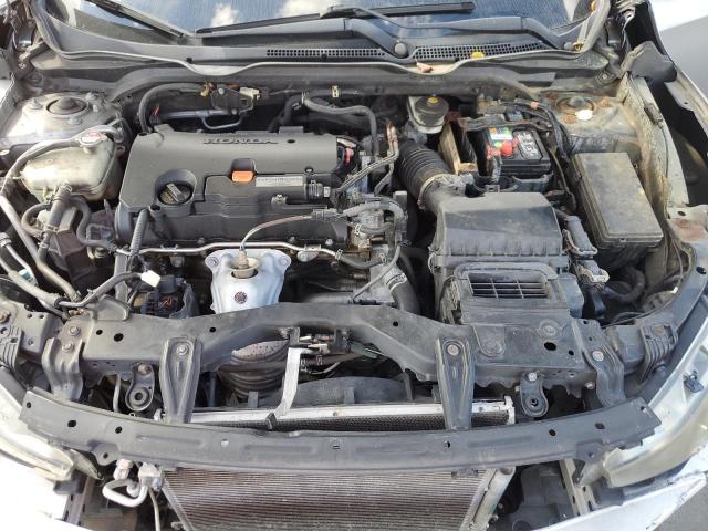 Photo 11 from auction – 2017 HONDA CIVIC LX with VIN 19XFC2F5XHE044980