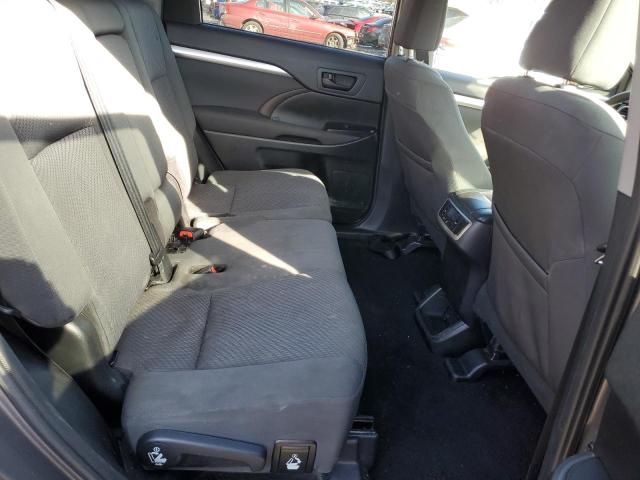 Photo 11 from auction – 2019 TOYOTA HIGHLANDER with VIN 5TDBZRFH8KS966225
