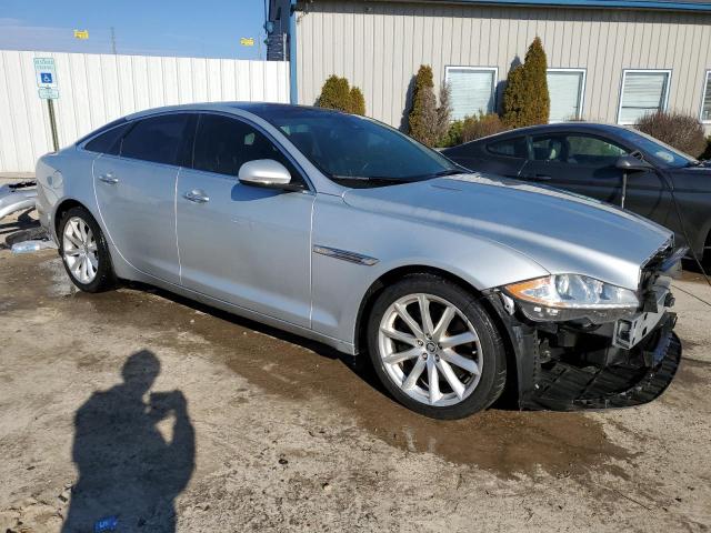 Photo 4 from auction – 2011 JAGUAR XJ with VIN SAJWA1CB6BLV08115