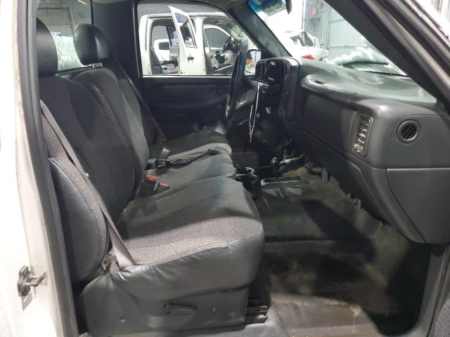 Photo 10 from auction – 2002 CHEVROLET SILVERADO with VIN 1GCEK14W62Z282504