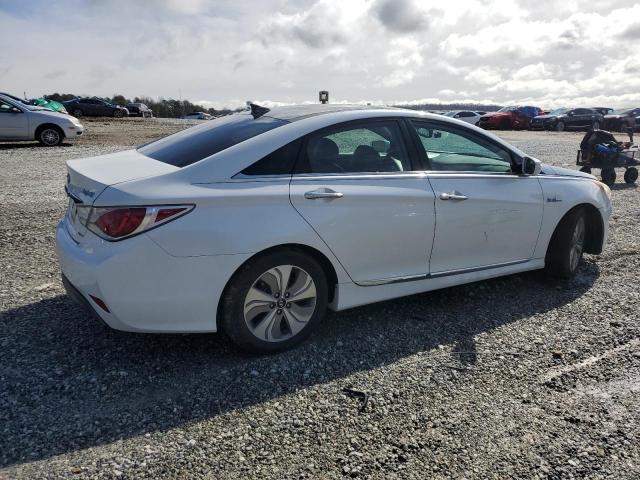 Photo 3 from auction – 2015 HYUNDAI SONATA HYB with VIN KMHEC4A45FA124334