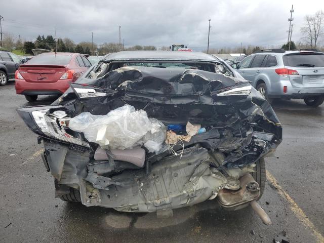 Photo 6 from auction – 2017 HONDA CIVIC LX with VIN 2HGFC2F59HH571219