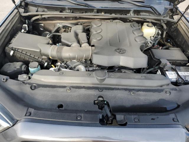 Photo 12 from auction – 2017 TOYOTA 4RUNNER SR with VIN JTEBU5JR4H5439090