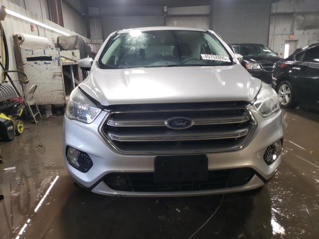 Photo 5 from auction – 2017 FORD ESCAPE SE with VIN 1FMCU9GD0HUC07888