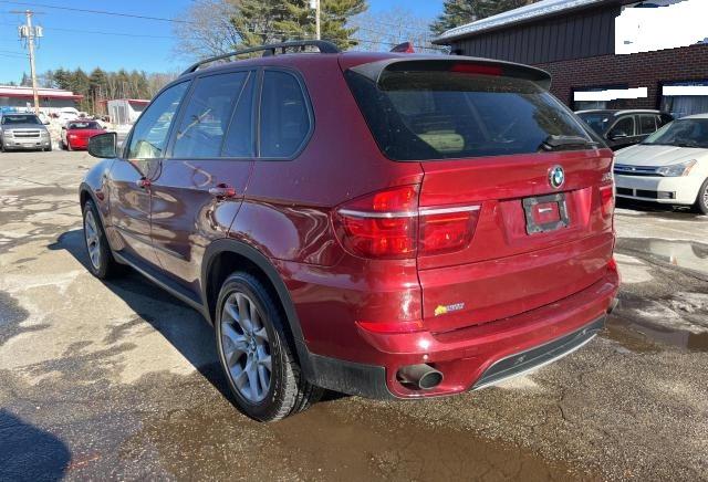 Photo 3 from auction – 2012 BMW X5 XDRIVE3 with VIN 5UXZV4C57CL745529