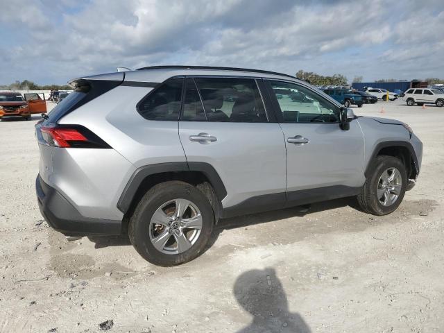 Photo 3 from auction – 2024 TOYOTA RAV4 XLE with VIN 2T3W1RFV7RW320536