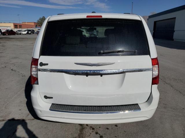 Photo 6 from auction – 2015 CHRYSLER TOWN & COU with VIN 2C4RC1BG8FR562466