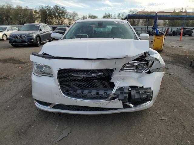 Photo 5 from auction – 2015 CHRYSLER 300 LIMITE with VIN 2C3CCAAG6FH931293