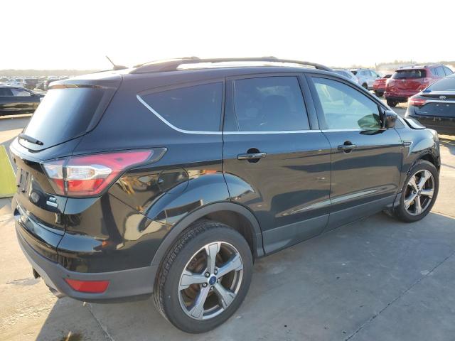 Photo 3 from auction – 2017 FORD ESCAPE SE with VIN 1FMCU0G99HUA81103