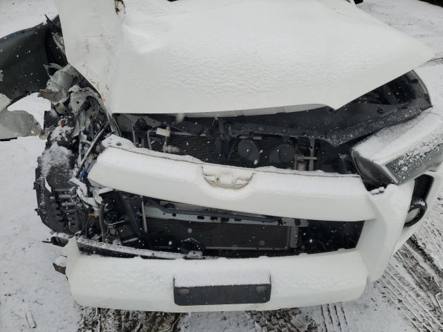 Снимка 12 от търг – 2016 TOYOTA 4RUNNER SR с VIN JTEBU5JR4G5376801