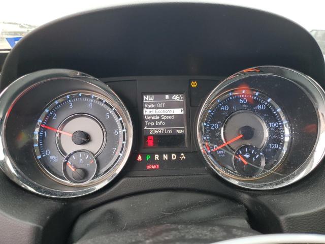 Photo 9 from auction – 2014 CHRYSLER TOWN & COU with VIN 2C4RC1BGXER399642