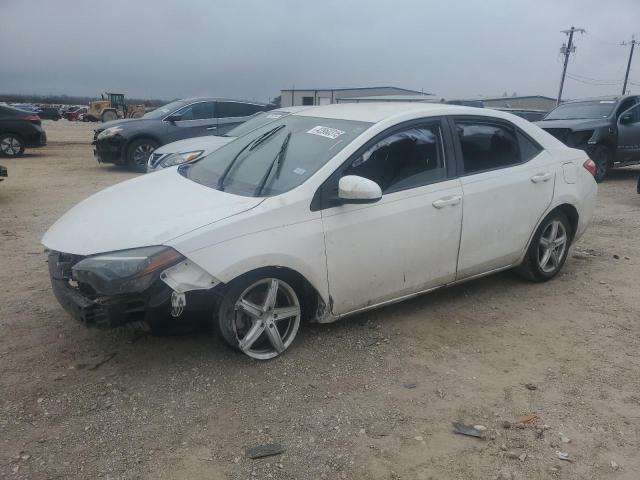 TOYOTA COROLLA L 2018 with VIN 5YFBURHE1JP765291 - Photo from auction
