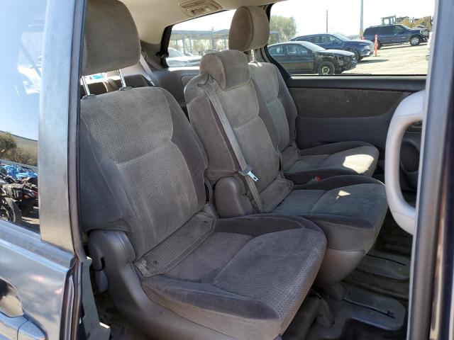 Photo 11 from auction – 2010 TOYOTA SIENNA CE with VIN 5TDKK4CC9AS296991