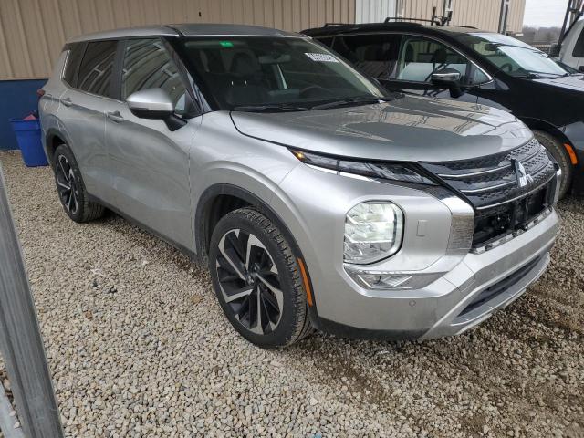 Photo 4 from auction – 2024 MITSUBISHI OUTLANDER with VIN JA4J4VA82RZ038908