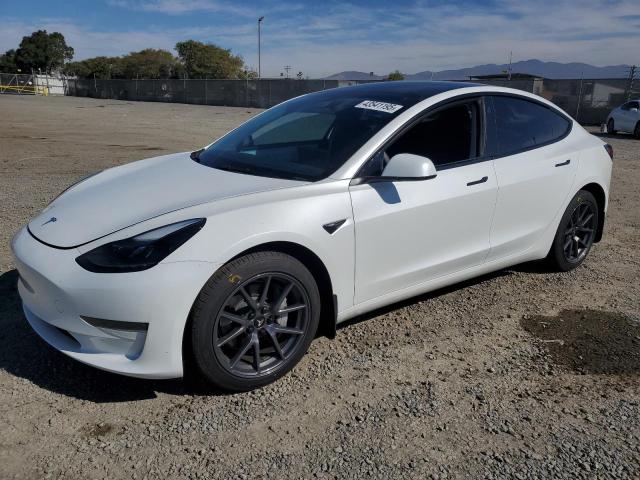 TESLA MODEL 3 2023 с VIN 5YJ3E1EA2PF585813 - Снимка от търг