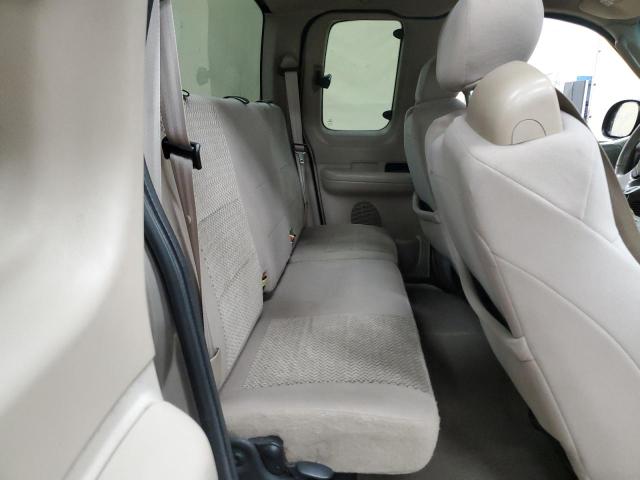 Photo 10 from auction – 2002 FORD F150 with VIN 2FTRX17W52CA90907