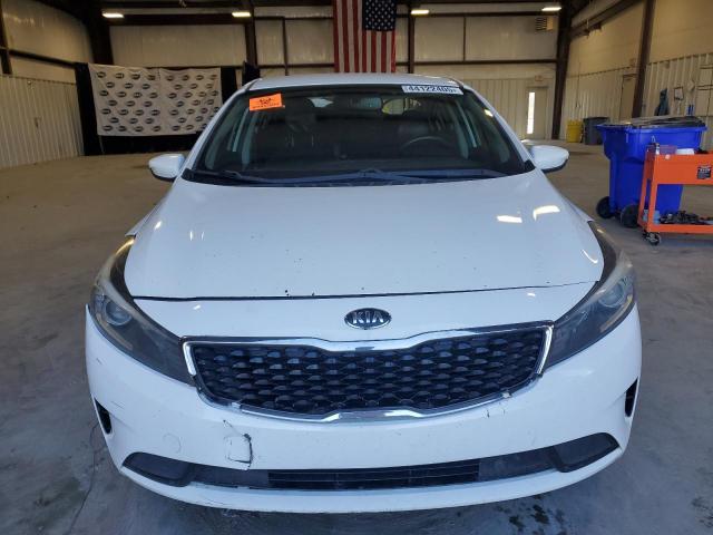 Photo 5 from auction – 2018 KIA FORTE LX with VIN 3KPFL4A77JE206316