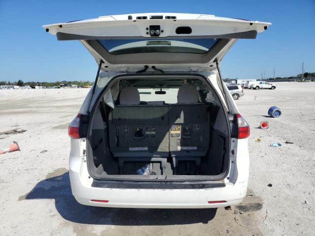 Photo 6 from auction – 2016 TOYOTA SIENNA LE with VIN 5TDKK3DC7GS729340