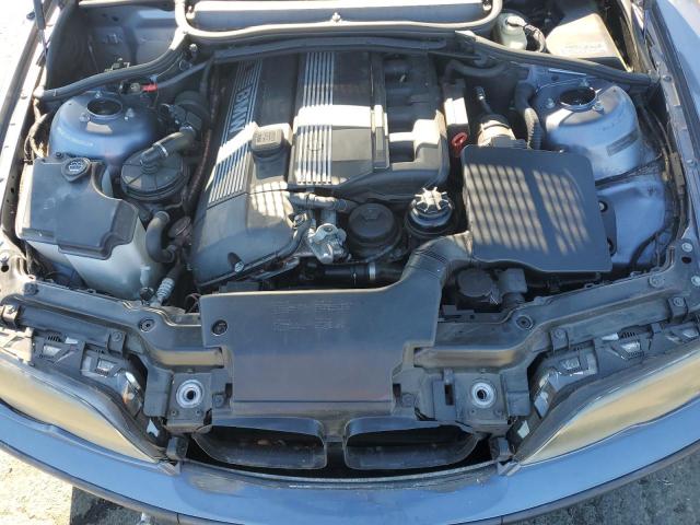 Photo 11 from auction – 2005 BMW 325 I with VIN WBAET37435NH06848
