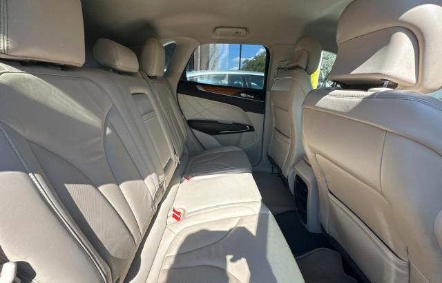 Photo 6 from auction – 2019 LINCOLN MKC SELECT with VIN 5LMCJ2C90KUL47025