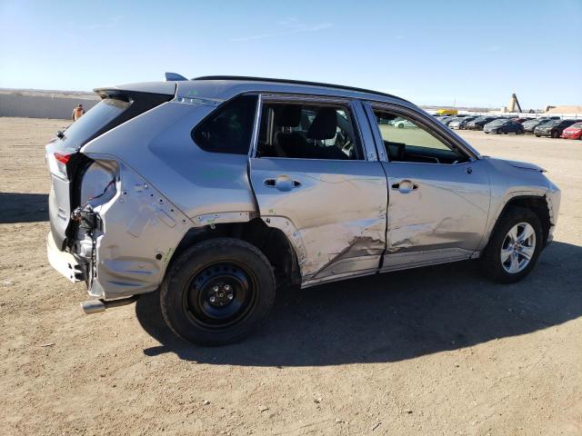 Photo 3 from auction – 2019 TOYOTA RAV4 XLE with VIN JTMRWRFV1KD024641