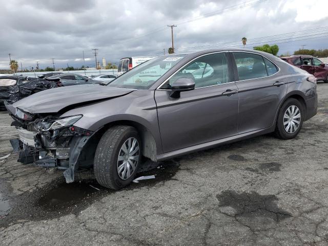 TOYOTA CAMRY LE 2022 with VIN 4T1C31AK7NU595502 - Photo from auction