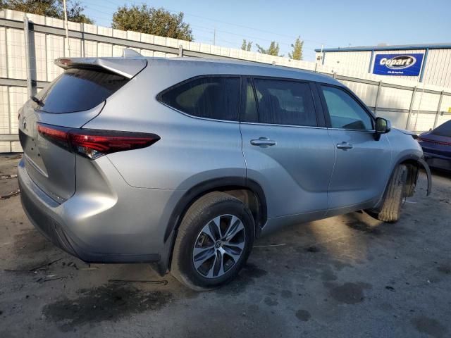 Photo 3 from auction – 2023 TOYOTA HIGHLANDER with VIN 5TDKDRBH5PS503342