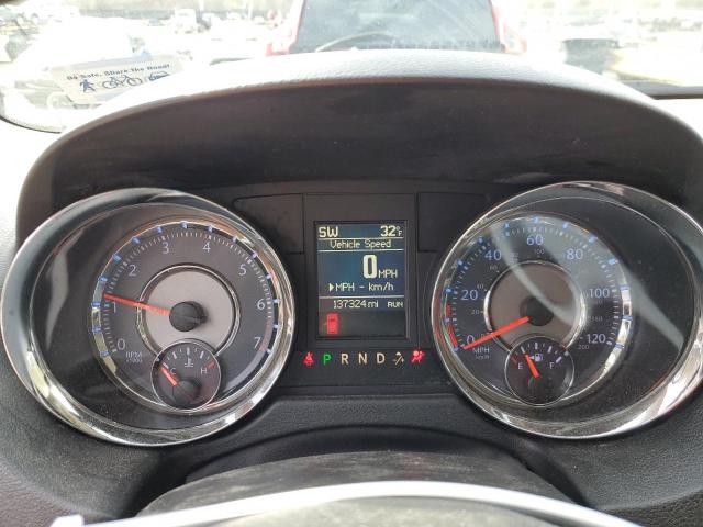 Photo 9 from auction – 2016 CHRYSLER TOWN & COU with VIN 2C4RC1BG3GR221008