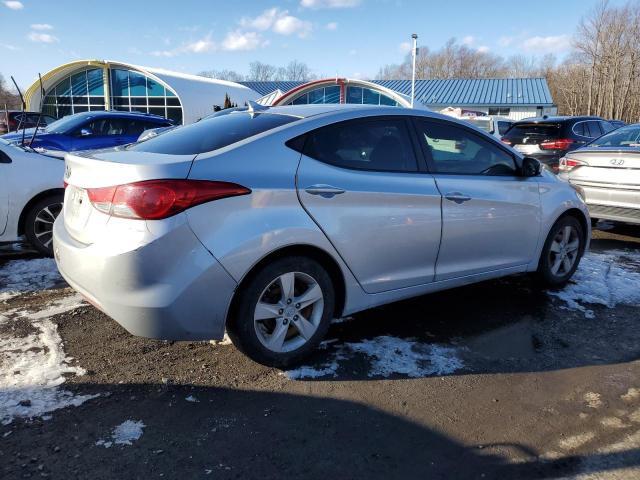 Photo 3 from auction – 2011 HYUNDAI ELANTRA GL with VIN 5NPDH4AE2BH048312