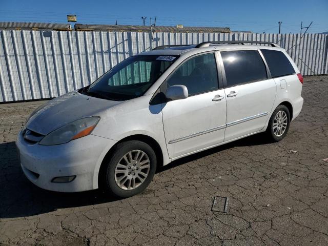 TOYOTA SIENNA XLE 2010 with VIN 5TDYK4CC5AS292575 - Photo from auction