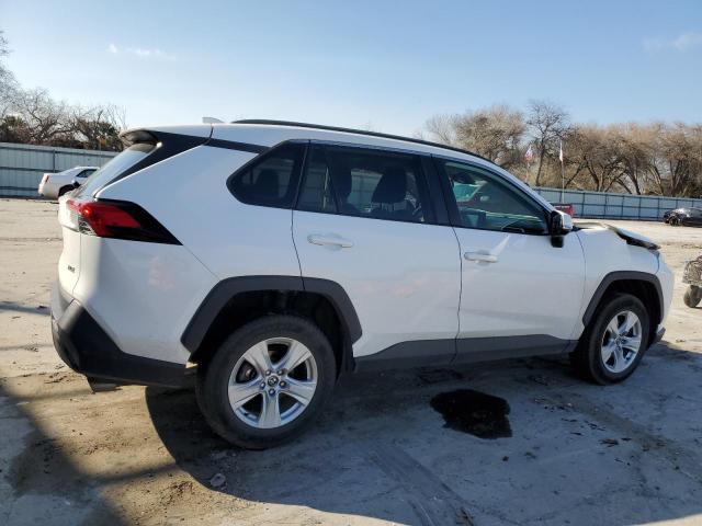 Photo 3 from auction – 2021 TOYOTA RAV4 XLE with VIN 2T3W1RFV0MC100889