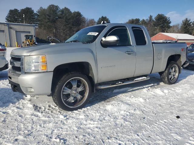 CHEVROLET SILVERADO 2010 with VIN 1GCSKTE33AZ256265 - Photo from auction