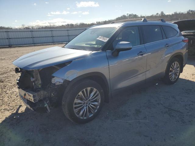 TOYOTA HIGHLANDER 2021 z numerem VIN 5TDFZRBH8MS130375 - Zdjęcie z aukcji