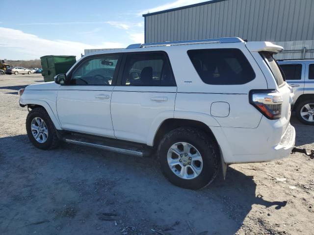 Photo 2 from auction – 2017 TOYOTA 4RUNNER SR with VIN JTEZU5JR0H5151775