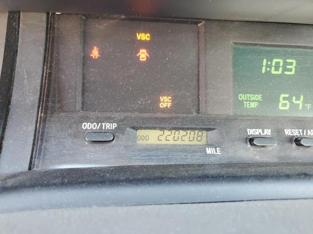 Photo 9 from auction – 2002 TOYOTA AVALON XL with VIN 4T1BF28B82U201614