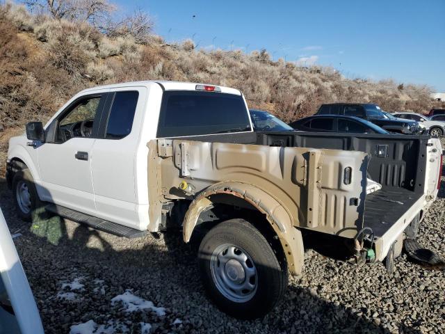 Photo 2 from auction – 2016 FORD F150 SUPER with VIN 1FTFX1EF8GKE06194