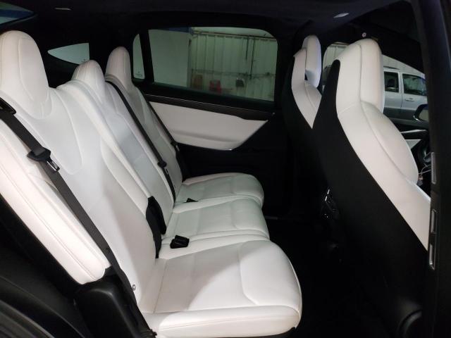 Photo 10 from auction – 2017 TESLA MODEL X with VIN 5YJXCDE2XHF075650
