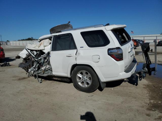 Photo 2 from auction – 2018 TOYOTA 4RUNNER SR with VIN JTEZU5JR8J5179037