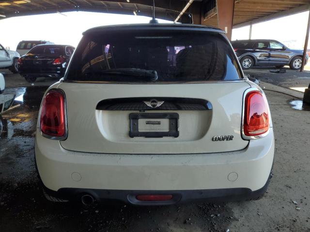 Снимка 6 от търг – 2016 MINI COOPER с VIN WMWXP5C56G2D15401