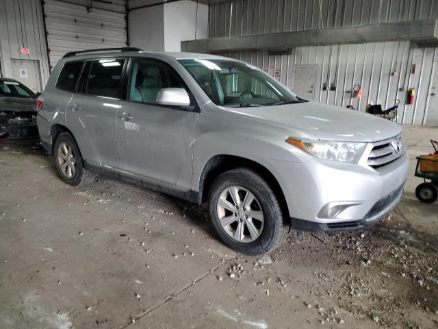 Photo 4 from auction – 2012 TOYOTA HIGHLANDER with VIN 5TDBK3EH2CS161518