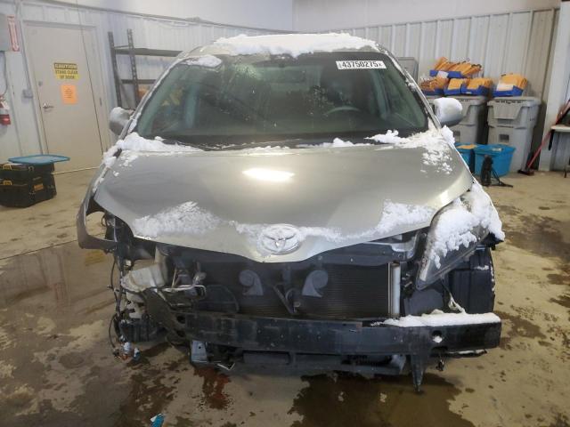 Photo 5 from auction – 2012 TOYOTA SIENNA SPO with VIN 5TDXK3DC3CS220149